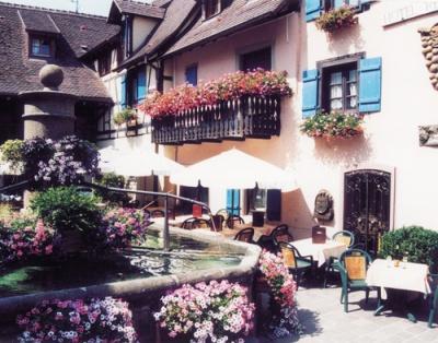 Auberge Du Rempart Eguisheim Exteriör bild